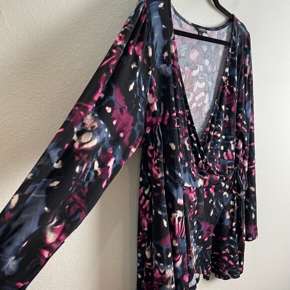 Torrid Womens Plus 3X Studio Knit Surplice Wrap Long Sleeve Top Stretch Shirt - Picture 10 of 13